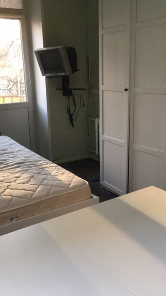 Метро Первомайская, 10-15 минут пешком. Сдается комната в 3-х комнатной коммунальной квартире для 1-2 человек без вредных привычек. В комнате есть все необходимое. Комнаты общего пользования в удовлетворительном состоянии. Две другие комнаты также сдаются, в одной проживает молодой человек, в другой молодая девушка.<br>16 т.р.+ком.платежи + депозит 8 т.р.<br>Все вопросы по телефону +79169338649 <br> - фото Фото: Метро Первомайская, 10-15 минут пешком. Сдается комната в 3-х комнатной коммунальной квартире для 1-2 человек без вредных привычек. В комнате есть все необходимое. Комнаты общего пользования в удовлетворительном состоянии. Две другие комнаты также сдаются, в одной проживает молодой человек, в другой молодая девушка.<br>16 т.р.+ком.платежи + депозит 8 т.р.<br>Все вопросы по телефону +79169338649 <br>