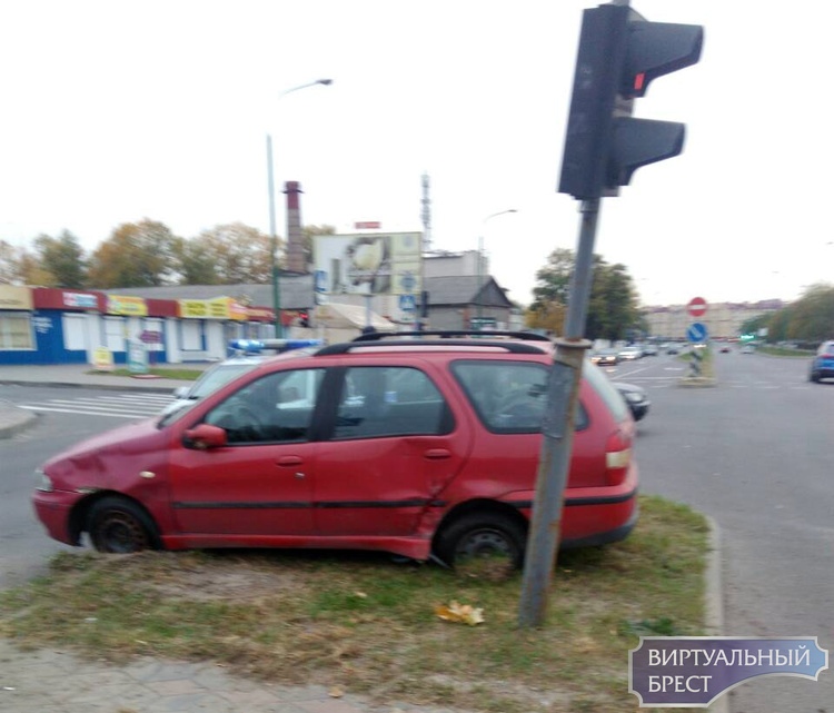 Служебная машина дтп