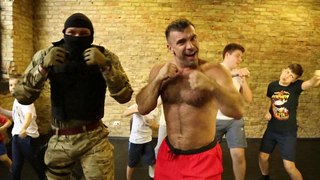 MOZGI - Влажный Пляжный Движ | Как научиться драться за 5 минут - Урок 3