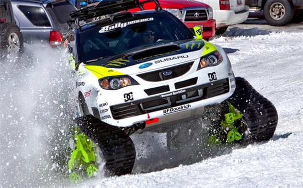 Машина-снегоход построена на базе Subaru Impreza WRX STI 