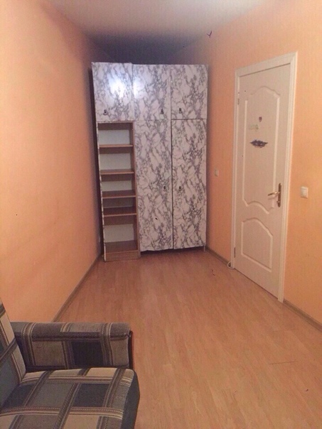 Фото: Сдаётся комната в трёхкомнатной квартире, комната с балконом. <br>Местоположение ст.м Котельники , пешей доступности от дома. Цена 16000. Без залога и комиссии. Звоните 8968-333-07-53, пишите вк или на ватцап.)
