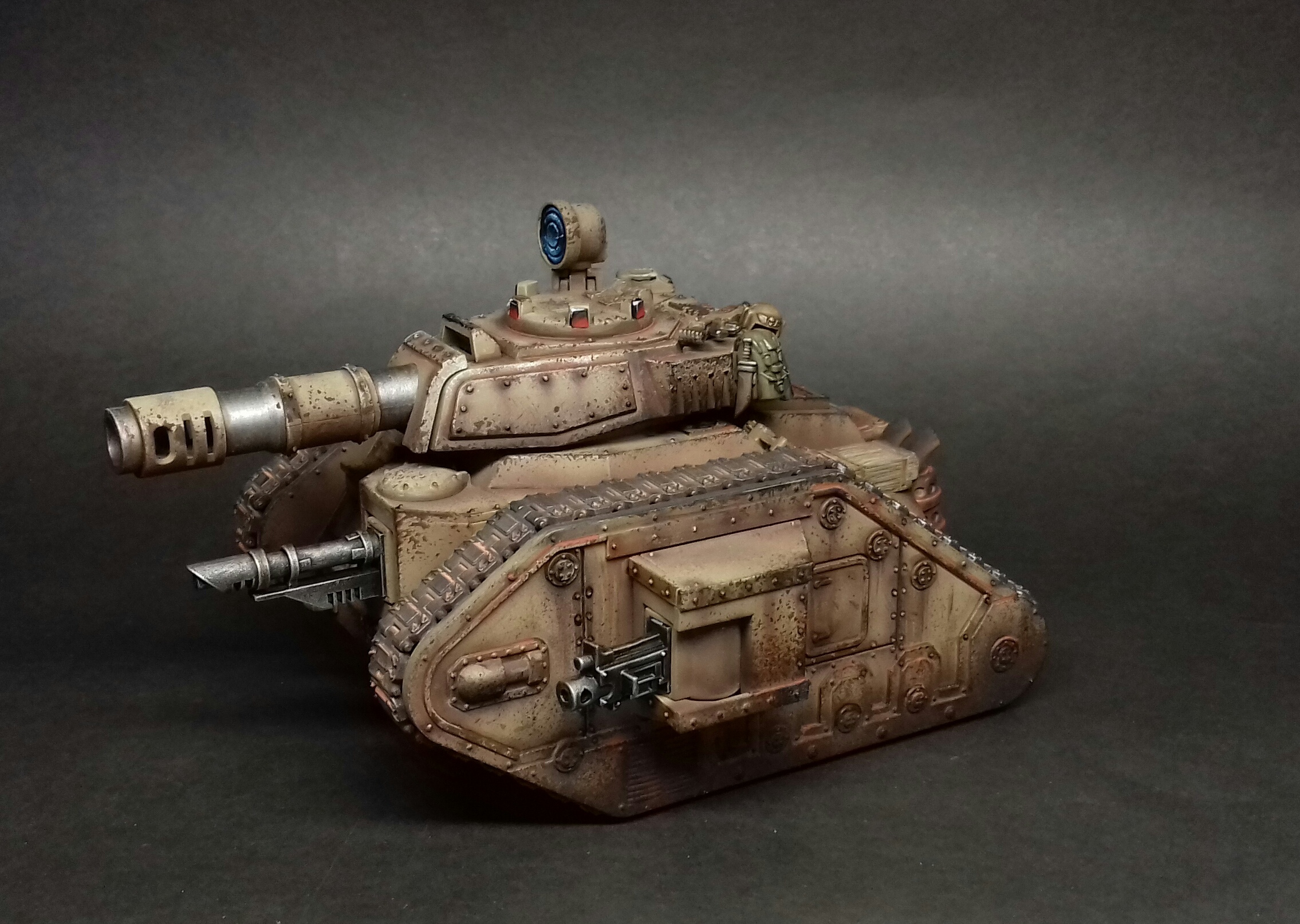 MjD3hGbk9FU.jpg