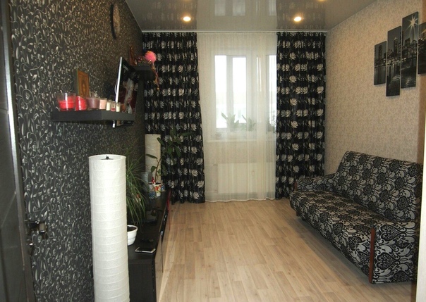 Иркутск, Франк-Каменецкого, 28/3 <br>Есть машинка, диван, плита, холодильник, <br>чайник, микроволновка, шкафы, полки и все <br>остальное. На долгий срок. Состояние <br>хорошее. Площадь: 33 м2. Ищу семейную <br>пару, дети и животные рассматриваются <br>индивидуально. Коммунальные платежи <br>не включены в стоимость. Цена 12 тыс. <br>Звоните 89087755046 - фото Фото: Иркутск, Франк-Каменецкого, 28/3 <br>Есть машинка, диван, плита, холодильник, <br>чайник, микроволновка, шкафы, полки и все <br>остальное. На долгий срок. Состояние <br>хорошее. Площадь: 33 м2. Ищу семейную <br>пару, дети и животные рассматриваются <br>индивидуально. Коммунальные платежи <br>не включены в стоимость. Цена 12 тыс. <br>Звоните 89087755046