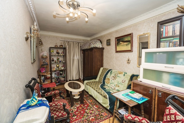 Срочно сдается комната в 3 к.кв. 20 м2. Ухоженная квартира. Все удобства, WI-FI. Сдается одному человеку. <br>12000 + к.у. Залог 10000. <br>8-ая Советская, дом 17/19, 10 минут пешком от метро Пл. Восстания. <br>Без посредников, без комиссии. <br>Звоните мне сразу +79216404045, сообщения могу не увидеть. - фото Фото: Срочно сдается комната в 3 к.кв. 20 м2. Ухоженная квартира. Все удобства, WI-FI. Сдается одному человеку. <br>12000 + к.у. Залог 10000. <br>8-ая Советская, дом 17/19, 10 минут пешком от метро Пл. Восстания. <br>Без посредников, без комиссии. <br>Звоните мне сразу +79216404045, сообщения могу не увидеть.