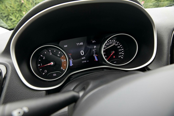 Jeep, но не «джип». Тест нового кроссовера Compass. Второе поколение «Компаса» — это чуть больше, чем кроссовер, но меньше, чем Jeep.Загадка: что общего между Jeep и Lamborghini Правильный