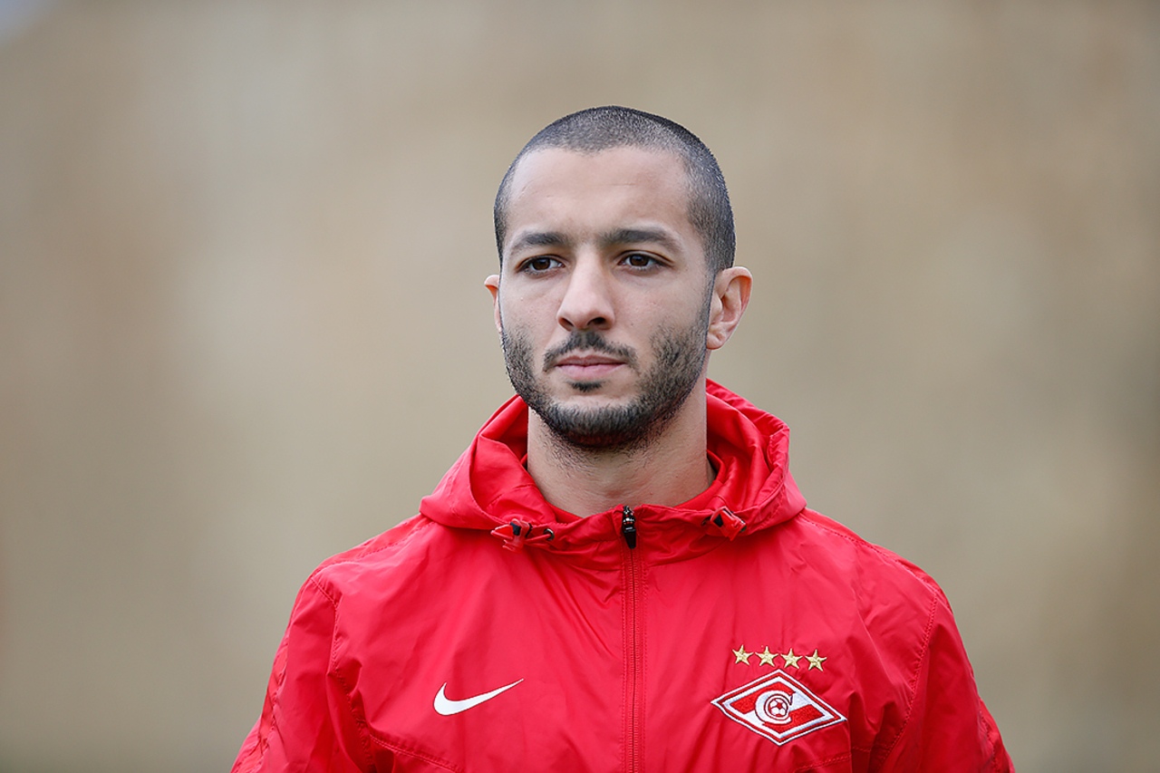 Ханни футболист. Золушка 2010 германия. Ханни. Сол нанни. Ханни игрок.