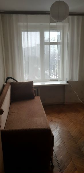 Сдам комнату девушке с 10 декабря. Метро Бабушкинская в 5ти минутах хотьбы от дома. Комната светлая, теплая, уютная. Стоимость аренды 13000 все включено, доплата только за интернет. Мебель бывшей соседки. Если будет желание купить, она готова продать.<br>Обязательно: поддержание порядка в местах общего пользования, уважение к отдыху соседствующих)). - фото Фото: Сдам комнату девушке с 10 декабря. Метро Бабушкинская в 5ти минутах хотьбы от дома. Комната светлая, теплая, уютная. Стоимость аренды 13000 все включено, доплата только за интернет. Мебель бывшей соседки. Если будет желание купить, она готова продать.<br>Обязательно: поддержание порядка в местах общего пользования, уважение к отдыху соседствующих)).