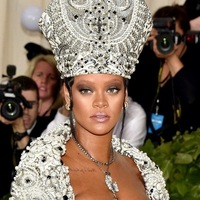 rihannaentertainment