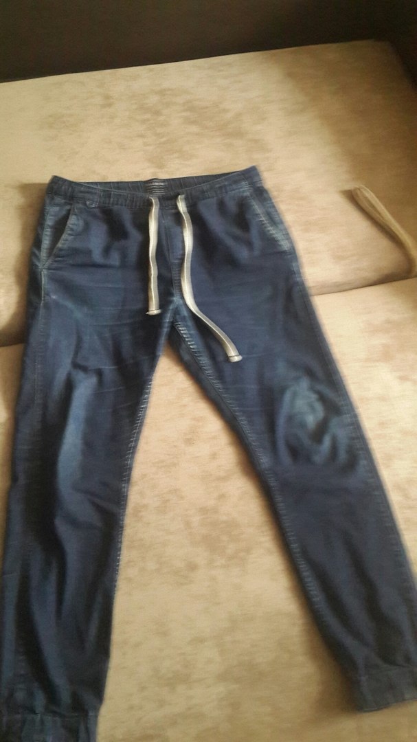 UZJqL5NP2Mw.jpg
