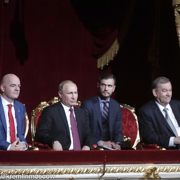 В преддверии завершения чемпионата мира по футболу в Москве прошла специальная церемония закрытия мундиаля, в которой приняли участие многие знаменитости