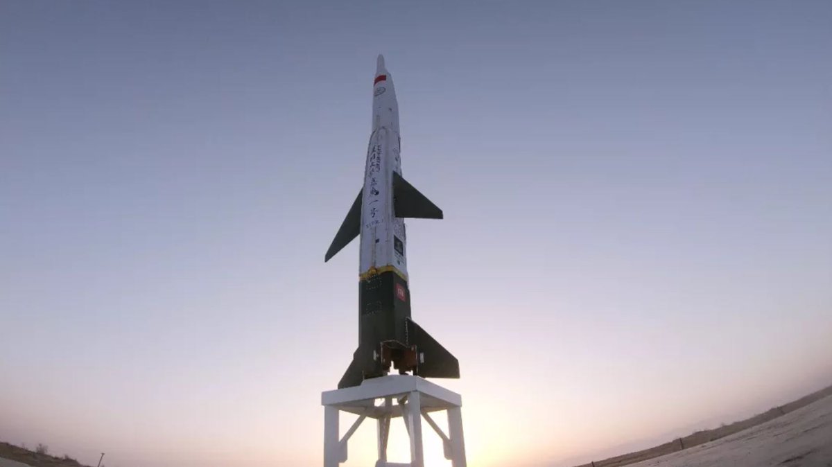 Очевидцы заявляют о предполагаемом пуске ракеты С-300 с базы ВМФ России в Сирии картинки Очевидцы заявляют о предполагаемом пуске ракеты С-300 с базы ВМФ России в Сирии картинки