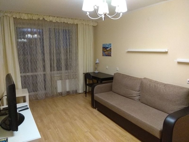Сдам комнату в 2-ух.ком.квартире, 16 м, 6/17 эт. Ленинский проспект, 127; 17 000 рублей в месяц + доп.оплата <br>Подробности по тел: 89634666566 либо пишите WhatsApp. <br>Cдается КОМНАТА в двухкомнатной квартире в районе теплого стана только на длительный срок. 6 этаж. Дом находится на против м. Тропарёво. В квартире есть стиральная машина, необходимая мебель (кухонный гарнитур, диван, шкаф, и т.д.). Интернет+телевидение (стандартный набор каналов, входит в стоимость аренды). - фото Фото: Сдам комнату в 2-ух.ком.квартире, 16 м, 6/17 эт. Ленинский проспект, 127; 17 000 рублей в месяц + доп.оплата <br>Подробности по тел: 89634666566 либо пишите WhatsApp. <br>Cдается КОМНАТА в двухкомнатной квартире в районе теплого стана только на длительный срок. 6 этаж. Дом находится на против м. Тропарёво. В квартире есть стиральная машина, необходимая мебель (кухонный гарнитур, диван, шкаф, и т.д.). Интернет+телевидение (стандартный набор каналов, входит в стоимость аренды).