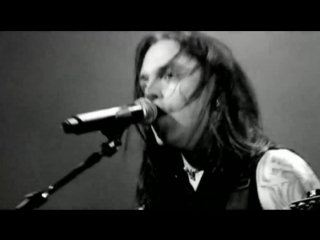 Bullet For My Valentine - Hearts Burst Into Fire