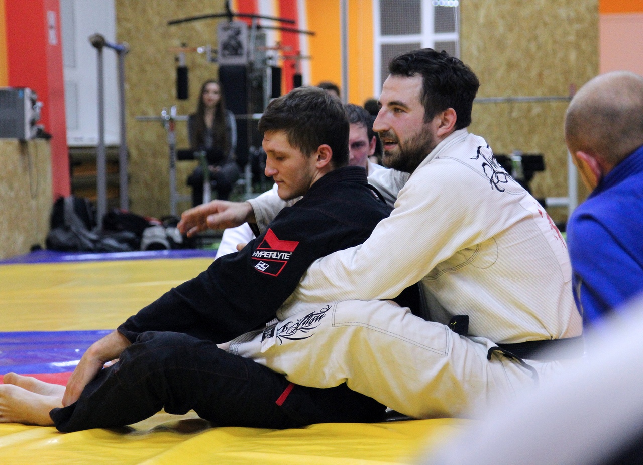 Афиша Саратов СЕМИНАР ПО BJJ ОТ ЧЕРНОГО ПОЯСА РИНАТА КАШАЕВА