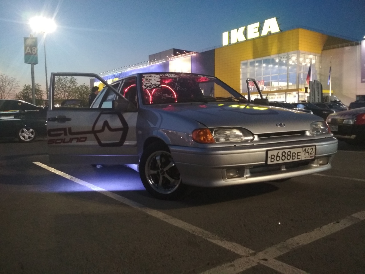 EXAzveQw2RE.jpg