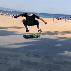 Russian Skateboarding on Instagram: “Напишите о своих самых ярких воспоминаниях за этот год! Косте Кабанову (@koba.94) точно есть что вспомнить! #s...