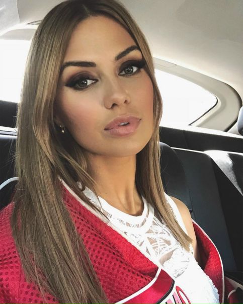 А вам не кажется, что Виктория Боня сделала ринопластику