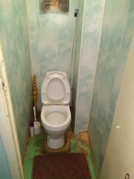 Фото: НЕ АГЕНТ!!!<br>Сдам комнату 13м2 в 3х комнатной малонаселенной квартире , без животных.Оплата 9000 рублей+ КУ по квитанции, залог 100% можно разбить на 2 месяца. По вопросам прошу писать в личку.Индустриальный пр.Ладожская.
