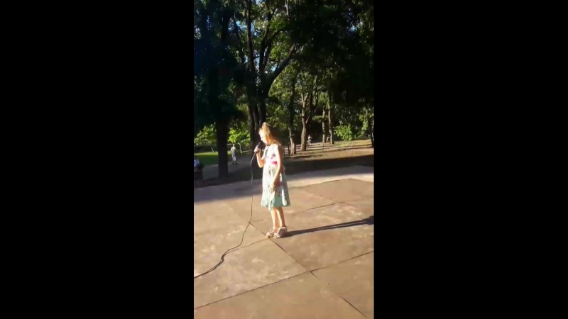 VID_25330321_105421_633.mp4