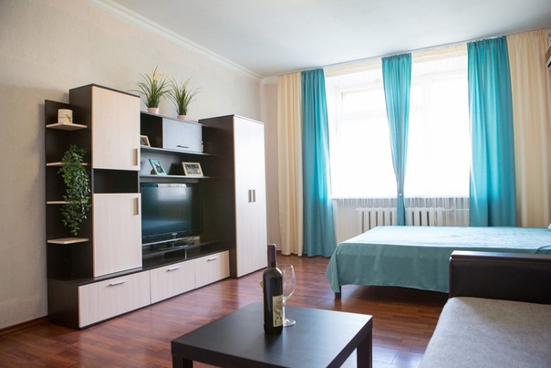 Крылатское, Осенний бульвар, 5 к3<br> Аренда 18.000 ку включены<br>8-929-112-72-94<br> Комната в 2-к кв, вторая комната пока закрыта, будет сдаваться позже. Пожелания по соседям будут учтены. <br> Метраж комнаты 21 М2, мебель остаётся. Санузел раздельный, в отличном состоянии. Кухня со всей необходимой бытовой техникой.<br> Можно заселиться до трёх человек, своевременная оплата аренды, поддержание чистоты - основные требования к арендаторам. - фото Фото: Крылатское, Осенний бульвар, 5 к3<br> Аренда 18.000 ку включены<br>8-929-112-72-94<br> Комната в 2-к кв, вторая комната пока закрыта, будет сдаваться позже. Пожелания по соседям будут учтены. <br> Метраж комнаты 21 М2, мебель остаётся. Санузел раздельный, в отличном состоянии. Кухня со всей необходимой бытовой техникой.<br> Можно заселиться до трёх человек, своевременная оплата аренды, поддержание чистоты - основные требования к арендаторам.