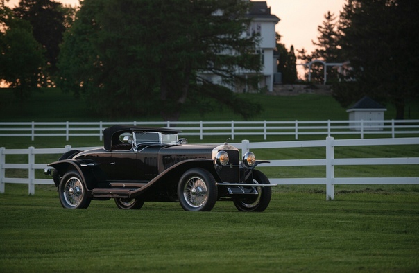 Очень редкие : 1927 Isotta Fraschini 8A S Roadster Класс: luxury car Тип кузова: 2-door roadster Двигатель: I8 7.4 L Мощность: 120 л.с. КПП: МКПП-3 Привод: задний Компоновка: переднемоторная Тип