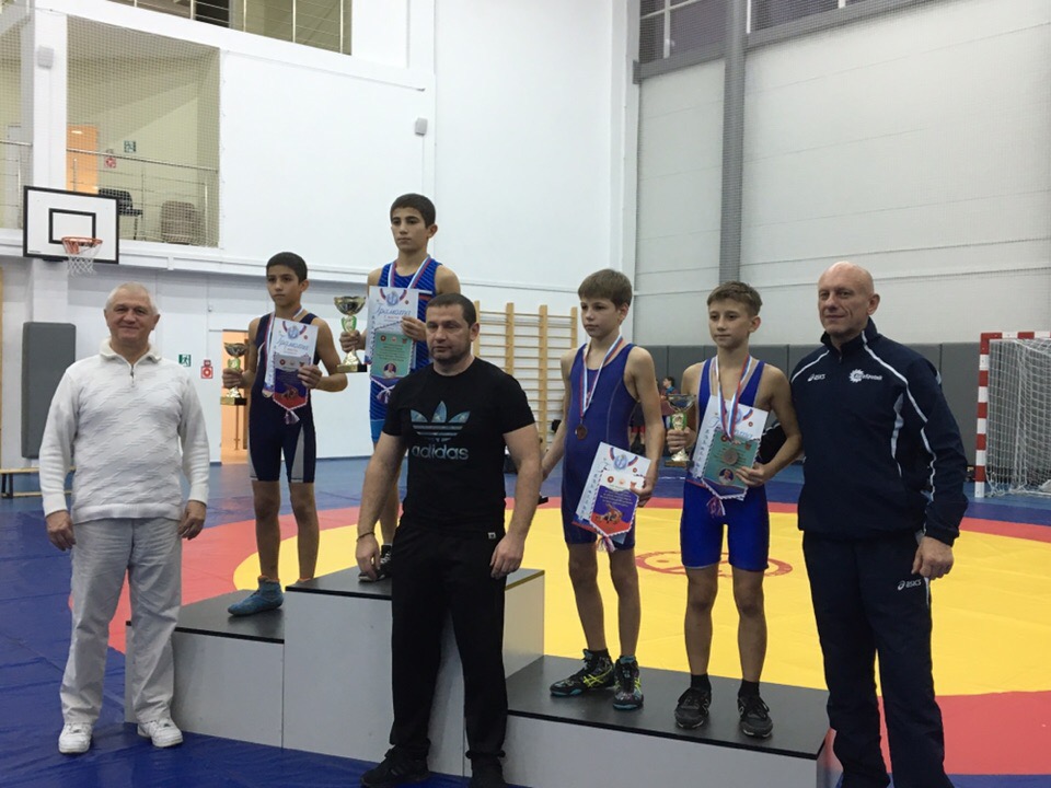 Спортсмены города Донецка победители и призёры открытого турнира города Новочеркасск по греко-римской борьбе