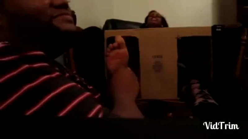 La Vernes Feet Gets Tickled