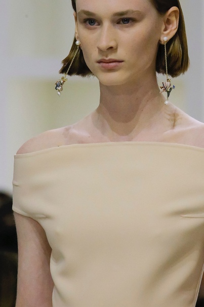 Christian Dior Fall 2018 Couture Collection