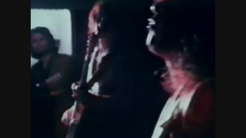 04.Jeepster – Shot On.1971