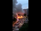 BREAKING Serious situation in Sweden. Youths torched around 14 cars near a shopping centre