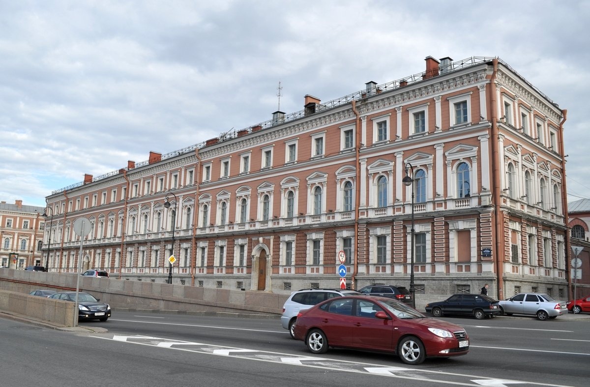 литейный 1. литейный проспект 69. караванная 10 санкт-петербург. санкт-петербург, центральный район, ул. ул.