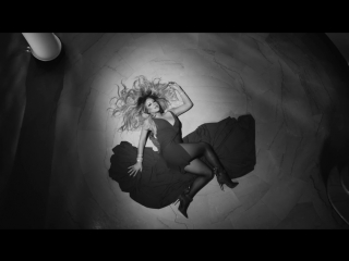 Премьера. Mariah Carey - With You