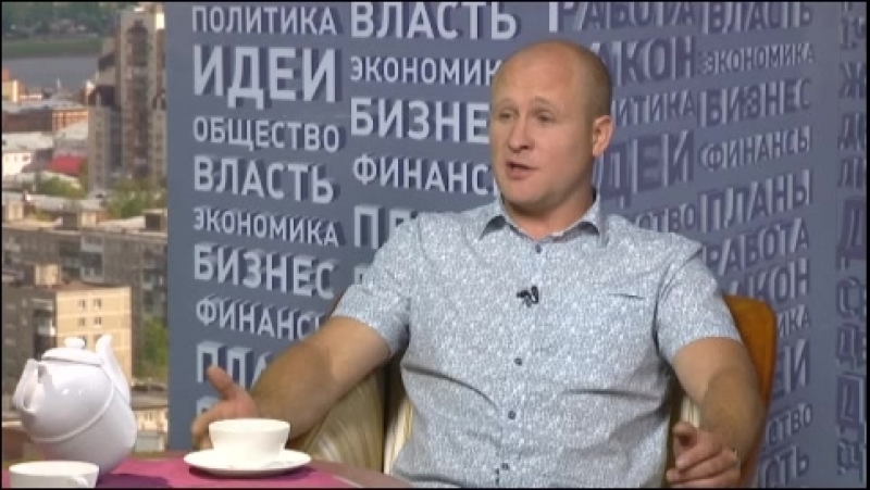 LOBBI_HOLL MIHAILOVSKY
