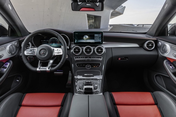 Обновленный Mercedes-AMG C 63 S Coupe 2018 C 63 CoupеДвигатель: 4.0 V8 BiTurbo- Daimler-Benz M177 DE40 ALМощность: 476 л.с. при 5500 - 6250 об/мин Крутящий момент: 650 Нм при 1750 - 4500