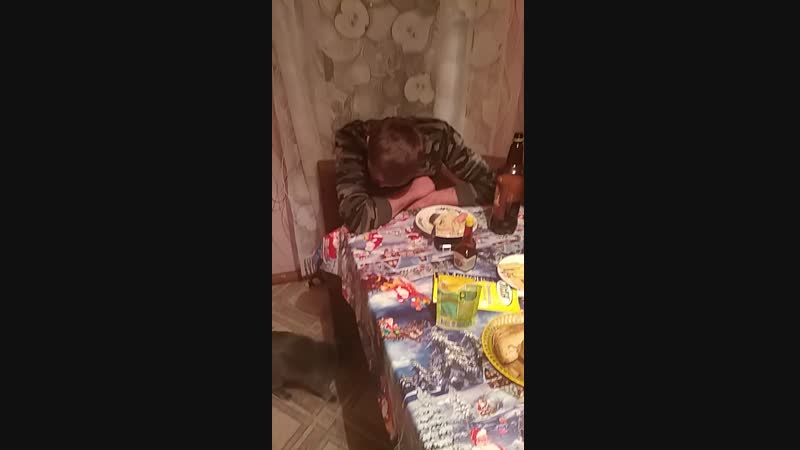 Пьяный брат😂Смотри до конца 😂