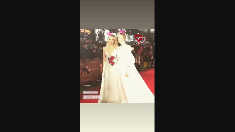 Она смотрела прямо на меня