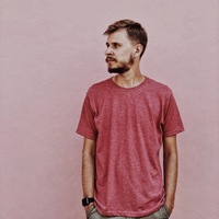 Андрей Неверов