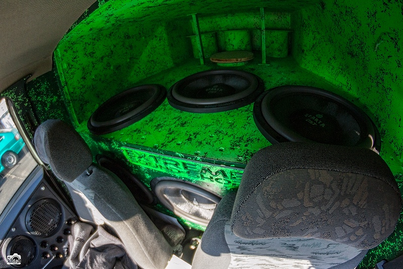 zGBbbR-bCpY.jpg