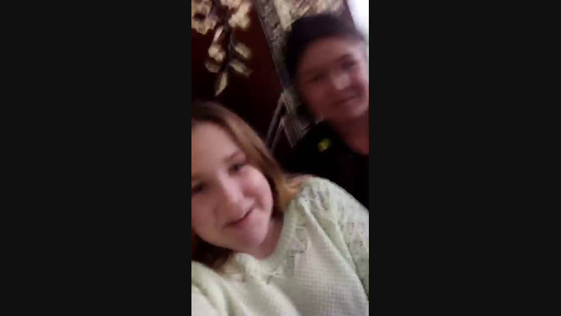 у каринки 😁😁🙃🐰😂