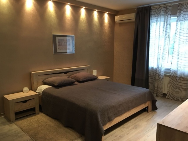 м.Динамо 600 м <br>Москва, Ленинградский проспект, 29к1 <br>Сдам очень уютную и светлую двухкомнатную квартиру, рядом с метро. Квартира полностью меблирована, все для комфортного проживания есть. <br>Можно с детьми и животными. Сдача приезжим и студентам рассматривается. <br>Цена 34.000т.р <br>Звоните +79268730681 Роберт <br>#арендаквартирывмоскве#арендаквартирмосква#безпосредников#безкомиссииквартира#безкомиссии#безагента#снимуквартирувмоскве#снимуквартирумосква#сдамквартирумосква#сдамквартирувмоскве#аренданадлительныйсрок#апартаментымосква#снимукомнатувмоскве <br>#москва #россия #квартиры #недвижимость #арендаквартирвмоскве <br>#снимуквартиру #сдамквартиру #снимуквартирумосква #сдамквартирумосква #арендаквартир #москвааренда #снятьквартирувмоскве #квартиравмоскве #недвижимостьвмоскве - фото Фото: м.Динамо 600 м <br>Москва, Ленинградский проспект, 29к1 <br>Сдам очень уютную и светлую двухкомнатную квартиру, рядом с метро. Квартира полностью меблирована, все для комфортного проживания есть. <br>Можно с детьми и животными. Сдача приезжим и студентам рассматривается. <br>Цена 34.000т.р <br>Звоните +79268730681 Роберт <br>#арендаквартирывмоскве#арендаквартирмосква#безпосредников#безкомиссииквартира#безкомиссии#безагента#снимуквартирувмоскве#снимуквартирумосква#сдамквартирумосква#сдамквартирувмоскве#аренданадлительныйсрок#апартаментымосква#снимукомнатувмоскве <br>#москва #россия #квартиры #недвижимость #арендаквартирвмоскве <br>#снимуквартиру #сдамквартиру #снимуквартирумосква #сдамквартирумосква #арендаквартир #москвааренда #снятьквартирувмоскве #квартиравмоскве #недвижимостьвмоскве