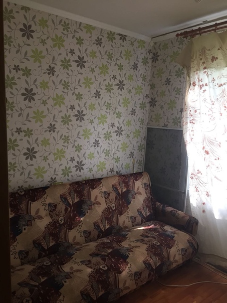 Спб сдаётся<br>комната в 4-ех комнатной кв-ре. 10 т р, к у включены. Для ОДНОГО русского человека, РФ или Белорусия и Украина, Малдавия, без животных. Комната 8 метров. <br>В комнате диван и шкаф, стол. В квартире стиралка, инет. 8 минут от метро проспект ВЕТЕРАНОВ . От собственника. 89046011813 - фото Фото: Спб сдаётся<br>комната в 4-ех комнатной кв-ре. 10 т р, к у включены. Для ОДНОГО русского человека, РФ или Белорусия и Украина, Малдавия, без животных. Комната 8 метров. <br>В комнате диван и шкаф, стол. В квартире стиралка, инет. 8 минут от метро проспект ВЕТЕРАНОВ . От собственника. 89046011813