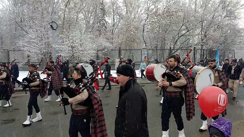 Палестинские скауты на крестном ходу