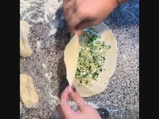 Чебуреки с сыром, творогом и зеленью
