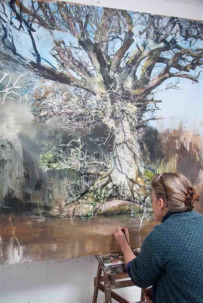Mary Anne Aytoun Ellis ( British, b.1966) Закончила University of Oxford, Rusin School of Drawing, BA Fine Arts ( 1987 - 1990) и Royal College of Art, MA Printmaing (1990 - 1992). Первая