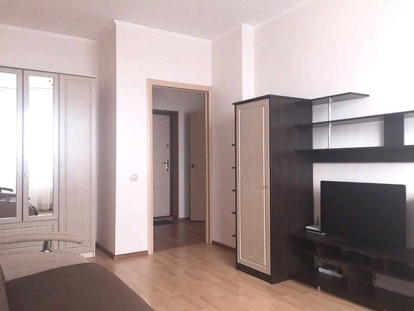 м.Академика Янгеля — 550 м <br>Кировоградская, 44 к1 <br>Сдаю светлую,уютную,теплую квартиру. <br>Планировка квартиры такая, что всем комфортно. <br>На кухне есть посуда, чайник, свч. <br>В квартире все есть,смотрите фото!!! <br>Цена аренды 32000 т.р <br>Все вопросы 89653095408 - фото Фото: м.Академика Янгеля — 550 м <br>Кировоградская, 44 к1 <br>Сдаю светлую,уютную,теплую квартиру. <br>Планировка квартиры такая, что всем комфортно. <br>На кухне есть посуда, чайник, свч. <br>В квартире все есть,смотрите фото!!! <br>Цена аренды 32000 т.р <br>Все вопросы 89653095408