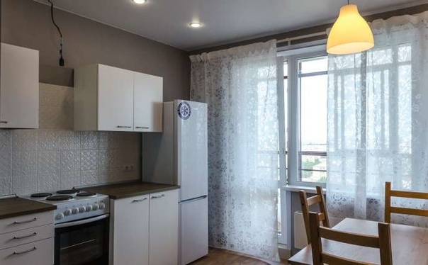 Иркутск, Терешковой, 17 <br>Сдаю квартиру после капитального ремонта. <br>Вся мебель и бытовая техника новая! <br>Состояние хорошо видно на фото. Спальную <br>зону отделили синим балдахином. Идеально <br>будет для 1-2х человек. Рассмотрю семейную <br>пару, пару девушек или одного человека. <br>Животные рассматриваются индивидуально. <br>Коммунальные оплачиваете отдельно. Интернет <br>и кабельное проведены, если нужно будет - <br>оплачивайте и пользуйтесь. Стоимость <br>ежемесячная 10 тысяч. <br>Звоните 89087755046 - фото Фото: Иркутск, Терешковой, 17 <br>Сдаю квартиру после капитального ремонта. <br>Вся мебель и бытовая техника новая! <br>Состояние хорошо видно на фото. Спальную <br>зону отделили синим балдахином. Идеально <br>будет для 1-2х человек. Рассмотрю семейную <br>пару, пару девушек или одного человека. <br>Животные рассматриваются индивидуально. <br>Коммунальные оплачиваете отдельно. Интернет <br>и кабельное проведены, если нужно будет - <br>оплачивайте и пользуйтесь. Стоимость <br>ежемесячная 10 тысяч. <br>Звоните 89087755046