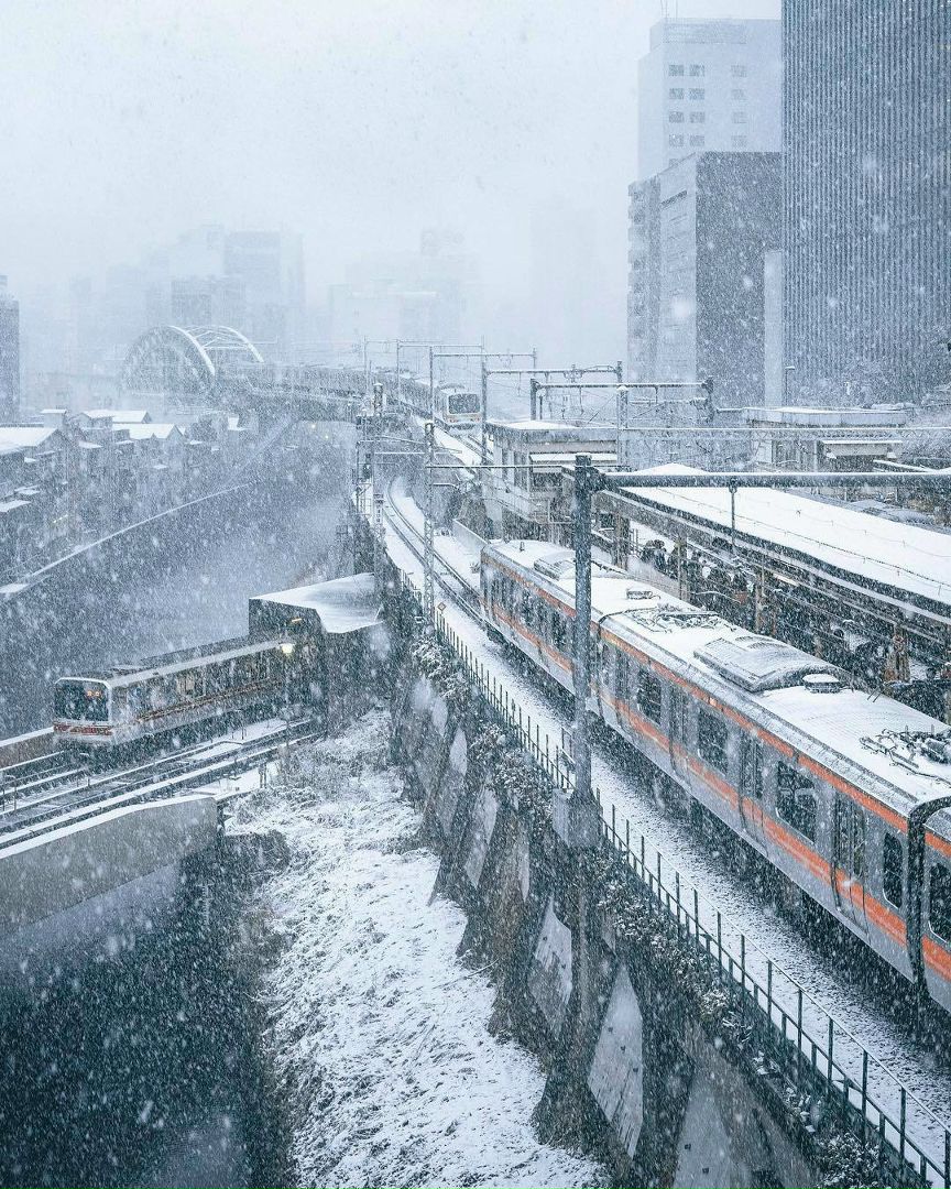 Радиорубка наших поездов: поздравления для всех тех, с кем нам по пути!
