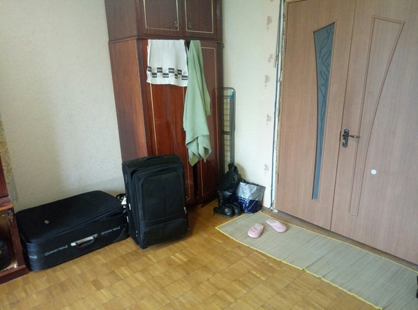 Сдаю комнату в трехкомнатной квартире в 12-ти минутах ходьбы от м. Тёплый Стан по адресу ул. Тёплый Стан, д. 15, корп.2<br>15 000 р. в месяц + коммуналка. При въезде оплата 1-го и последнего месяцев проживания. - фото Фото: Сдаю комнату в трехкомнатной квартире в 12-ти минутах ходьбы от м. Тёплый Стан по адресу ул. Тёплый Стан, д. 15, корп.2<br>15 000 р. в месяц + коммуналка. При въезде оплата 1-го и последнего месяцев проживания.