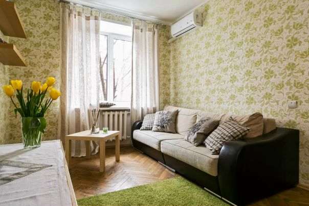 ПОСУТОЧНО КВАРТИРА В МОСКВЕ <br> <br> 1500 РУБЛЕЙ В СУТКИ <br> <br> Однокомнатная квартира в центре Москвы на Фрунзенской набережнoй. <br> <br> До метро Фрунзенская 3 минуты пешком, до метро Парк Культуры - 15 минут. - фото Фото: ПОСУТОЧНО КВАРТИРА В МОСКВЕ <br> <br> 1500 РУБЛЕЙ В СУТКИ <br> <br> Однокомнатная квартира в центре Москвы на Фрунзенской набережнoй. <br> <br> До метро Фрунзенская 3 минуты пешком, до метро Парк Культуры - 15 минут.