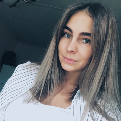 Анна Смирнова